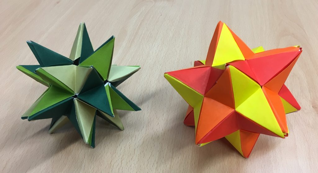 Modular Origami – Polypompholyx